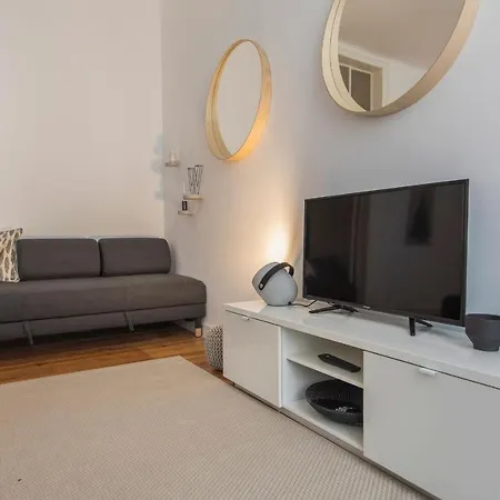 아파트 Lovelystay - Spacious 2br Downtown - 5 Min To River *
